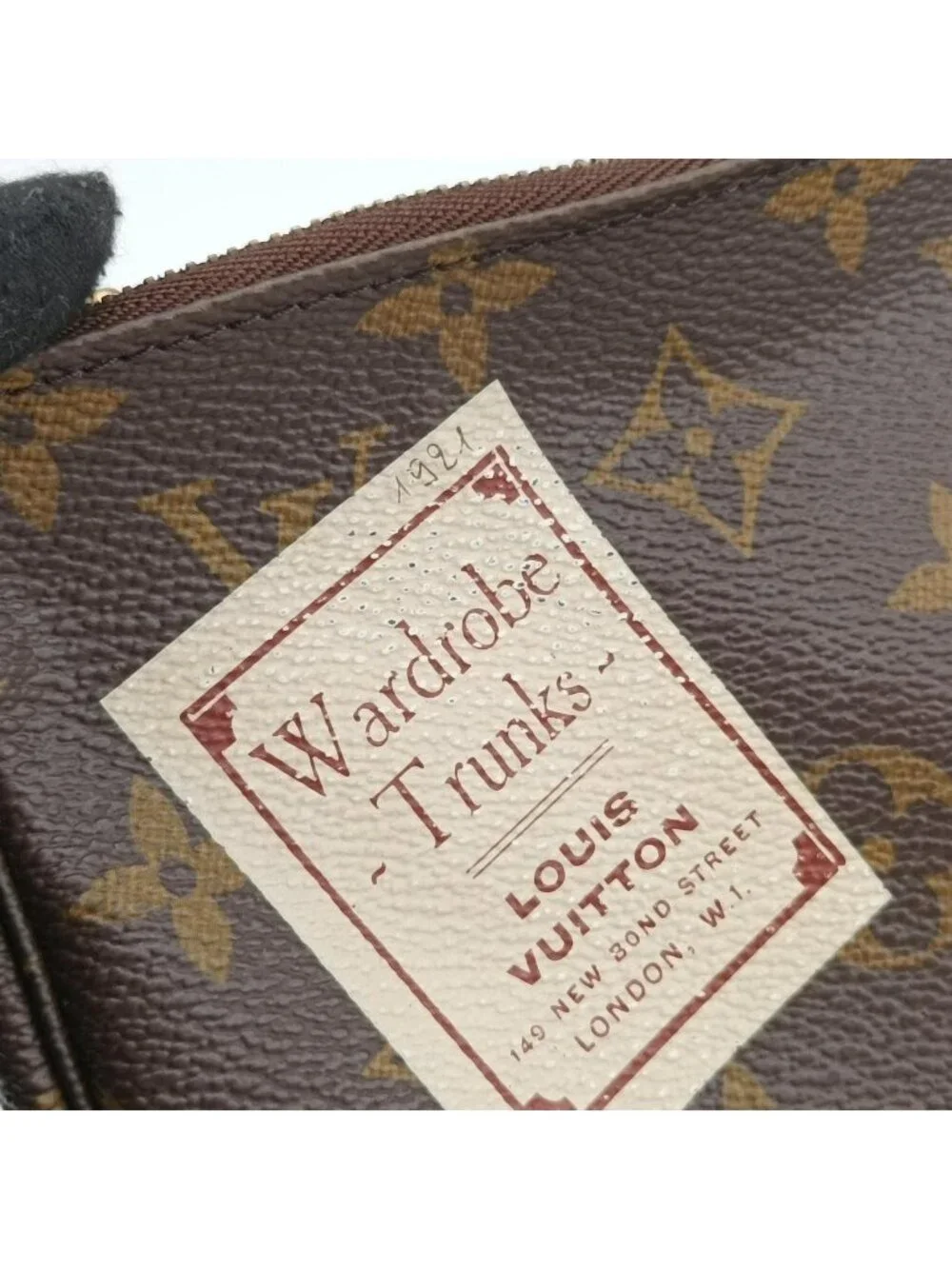 Louis Vuitton Mini Pochette Brown Monogram Canvas Handbag
